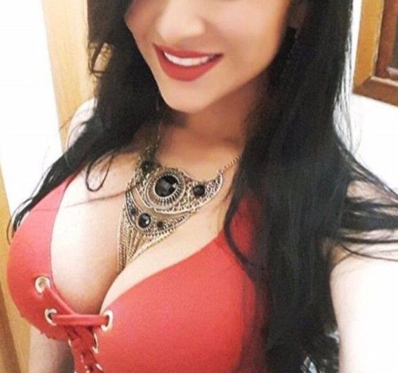 lucknow High Profile Jahnvi Sector 62 Housewife Escorts - @Red Queen.